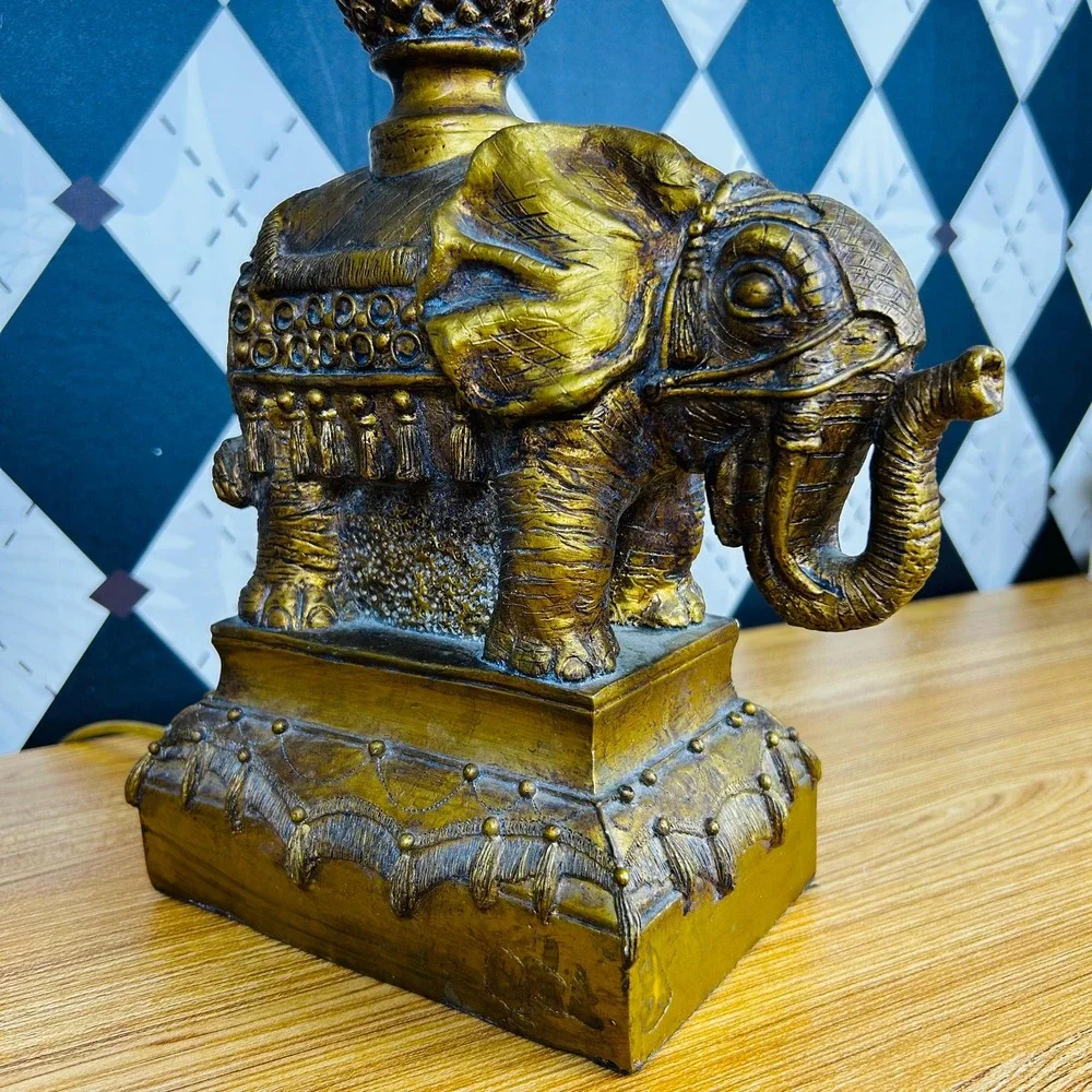N/A opulent vintage